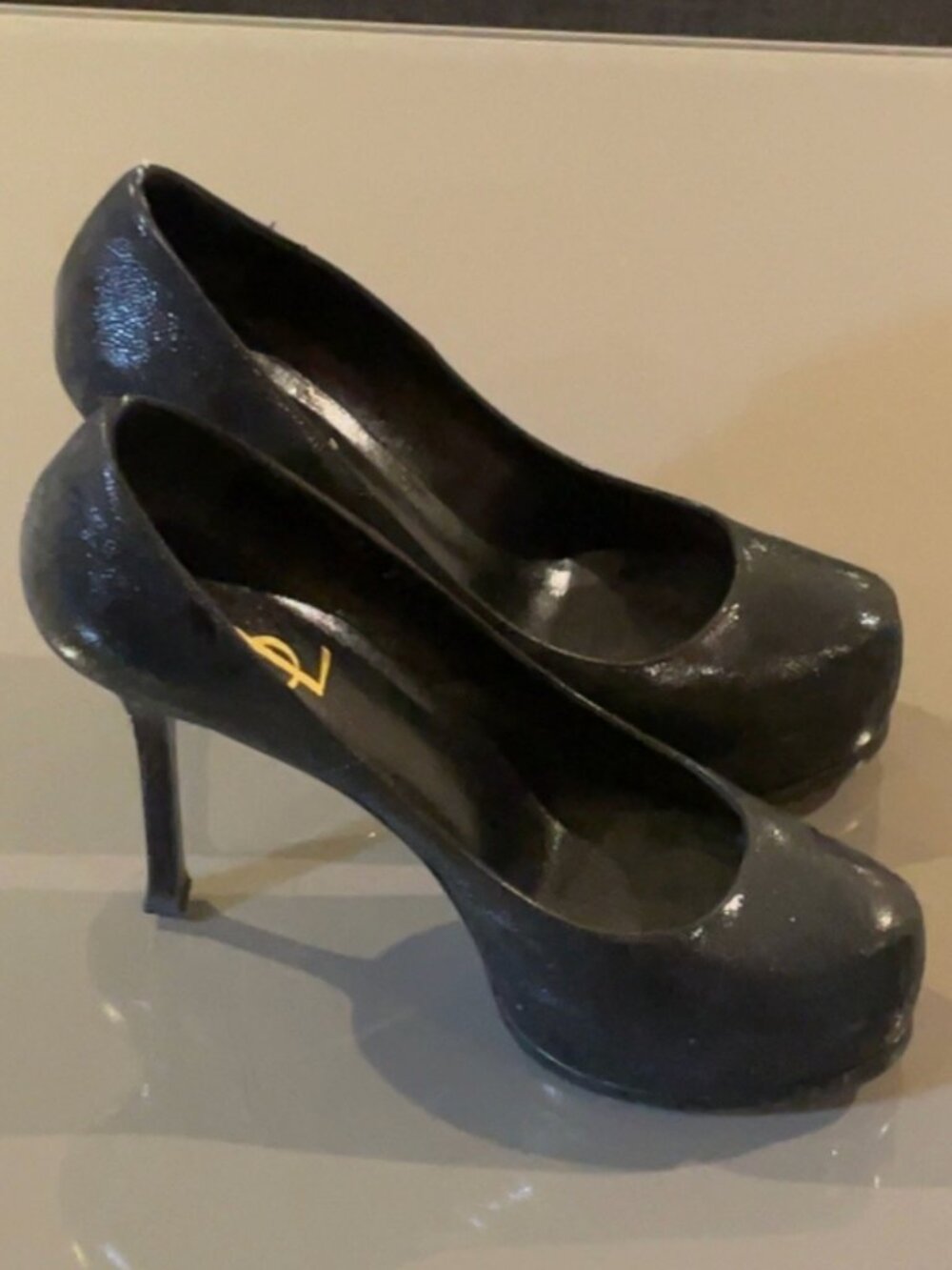 Yves Saint Laurent YSL Black Patent Leather Platform Pumps Heels US 7 EU 37